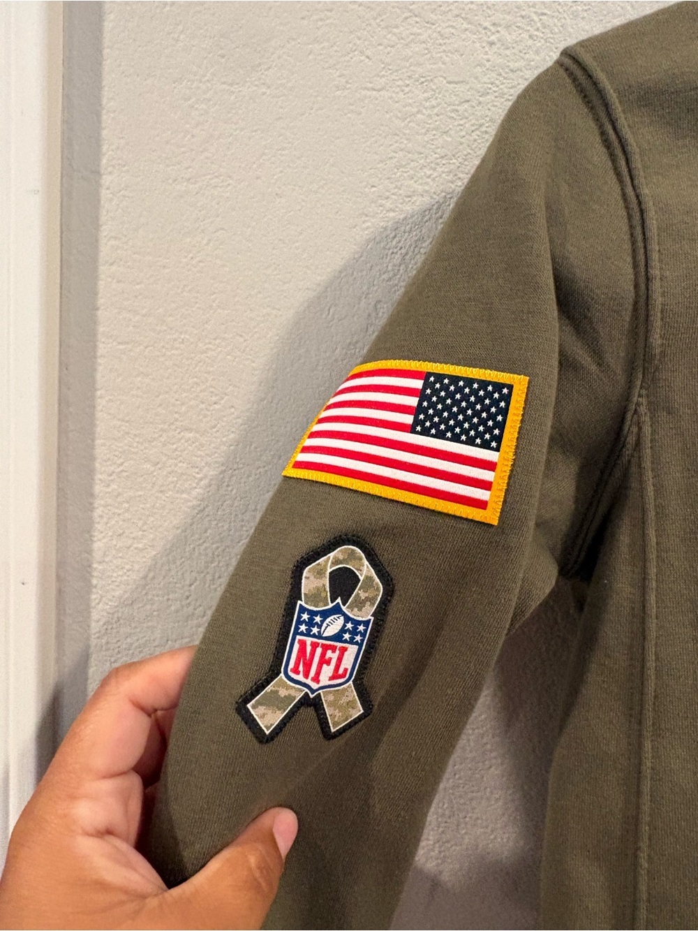 Nike Las Vegas Raiders Salute To Service Hoodie - Youth Size Small & Large NWOT - Picture 7 of 14